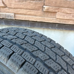 スノータイヤ 軽トラ145 80R12　の画像