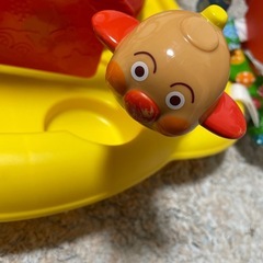 【美品】元気いっぱい！アンパンマンベビージャンパーの画像