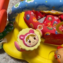 【美品】元気いっぱい！アンパンマンベビージャンパーの画像