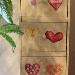 無料Montemaggiの 棚 ガタガタする傷あり　ブランド名Montemaggiで検索の画像