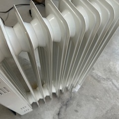 ② 大栄トレーディング　オイルヒーターの画像