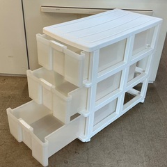 ＜美品＞3段引き出し押入れ収納ケース・キャスター付きの画像
