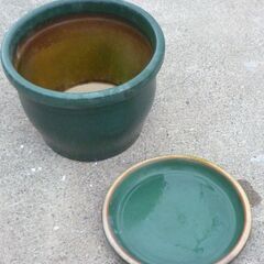 中古 USED 大きめ 水蓮鉢 メダカ鉢 ビオトープ 水鉢 蓮鉢 陶器製 受け皿付き 水抜き穴なし 青緑 ブルーグリーン 釉薬の画像