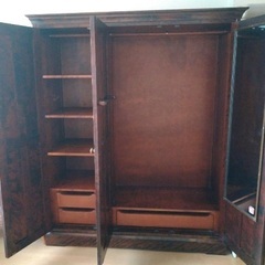 洋服タンス　アンティーク　傷あり　無料の画像