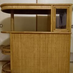 籐(ラタン)ホームバーカウンター収納棚、中古品の画像