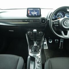 マツダ デミオ XD🍂 これからの季節に嬉しいシートヒーター付き🔥の画像