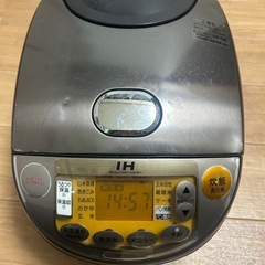 象印 炊飯器 IH式 5.5合ブラウン NP-VD10-TAの画像