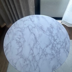  丸 テーブル 60cm 大理石柄の画像