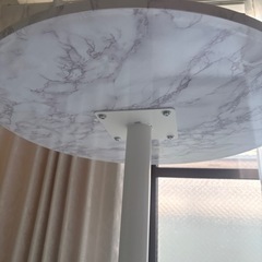  丸 テーブル 60cm 大理石柄の画像