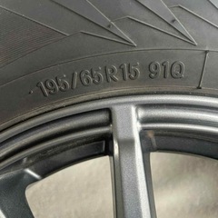 スタッドレスタイヤ4本の画像