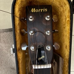 アコースティックギターの画像