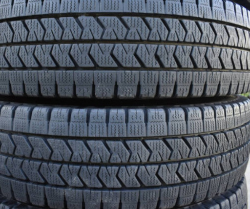 トラックスタッドレスタイヤ　205/80R17.5 BRIDGESTONE 2024 年製 スチールホイール付きTOPY DUA 17.5×5.25 115 8TC 5穴 両面再塗装 6本セット