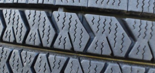 トラックスタッドレスタイヤ　205/80R17.5 BRIDGESTONE 2024 年製 スチールホイール付きTOPY DUA 17.5×5.25 115 8TC 5穴 両面再塗装 6本セット