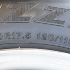 トラックスタッドレスタイヤ　205/80R17.5 BRIDGESTONE 2024 年製 スチールホイール付きTOPY DUA 17.5×5.25 115 8TC 5穴 両面再塗装 6本セットの画像
