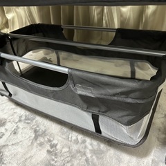 ベビーベッドの画像