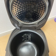 5.5合 炊飯器 ZOJIRUSHI NP-VB10-TAの画像