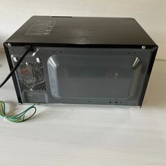 山善 フラット電子レンジ YRL-F018E6 ブラック YAMAZEN 　動作OK　700Wの出力を持つ電子レンジの画像