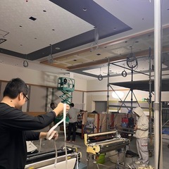 クロス作業員の画像