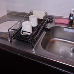 ミニキッチン　流し台、ＩＨクッキングヒーター１台の画像