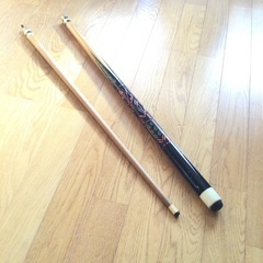 ビリヤードのキュー A163の画像