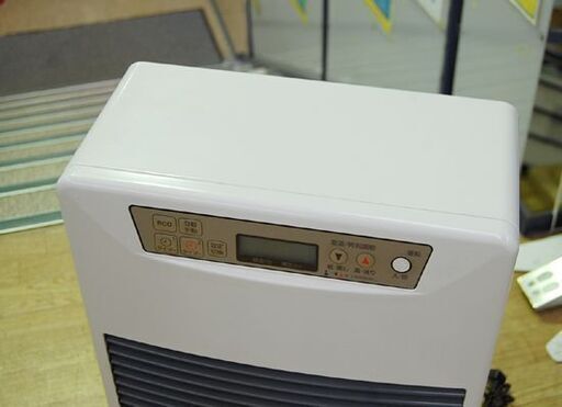 ② FF式温風ストーブ FF-4210TL N 2017年製 サンポット 木造～11畳 コン～18畳 SUNPOT 石油ストーブ FF