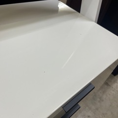 チェストラック　ホワイトの画像