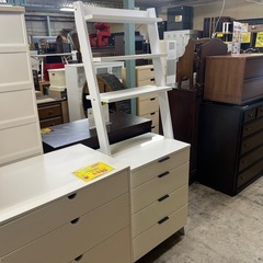 チェストラック　ホワイトの画像