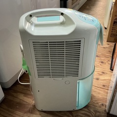 除湿機🫧衣類乾燥付き👕👚コロナCORONA2008年製CD-P1638水色の画像