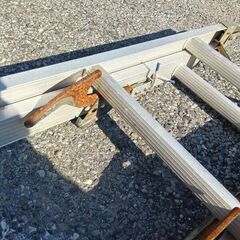 アルインコ BXV70 2連はしご【野田愛宕店】【店頭取引限定】【中古】管理番号：ITO8CYXGUXC0の画像