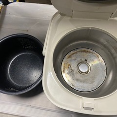 No.a269 炊飯器 3合炊き 2022年製 アイリスオーヤマの画像
