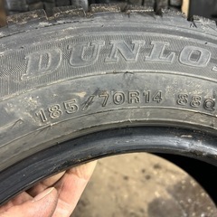 スタッドレスタイヤの画像