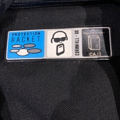 PROTECTION RACKETのケース付きカホンの画像