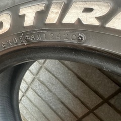 215/65/16 タイヤの画像