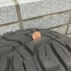 215/65/16 タイヤの画像