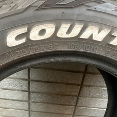 215/65/16 タイヤの画像