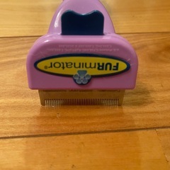 【引取り決定】うさぎ　小動物用　ブラッシングブラシ　爪切り　セット　ファーミネーターの画像