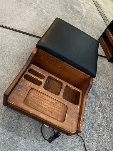 ハイエース　コンソールボックス　リアテーブルセット