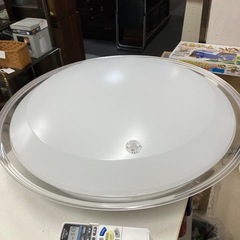 石2511-349 日立 LED照明器具 LEC-AHR816UED 8畳向け 2021年製 点灯確認済み リモコン付き 中古の画像