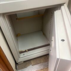 サガワND-1【投入金庫】大型で夜間金庫としても使用可能！の画像