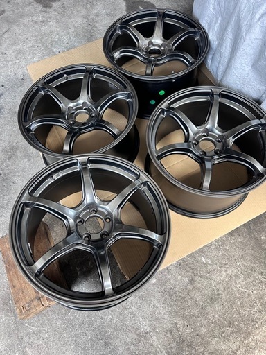 18インチホイール　PCD100 9.5J