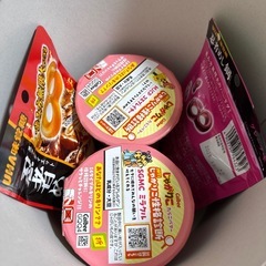 じゃがりこ6つ、グミ2つの画像