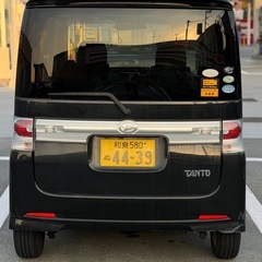 ダイハツタントカスタム⭐️車検長い⭐️9万km⭐️色は黒色メタリックの画像