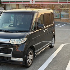 ダイハツタントカスタム⭐️車検長い⭐️9万km⭐️色は黒色メタリックの画像