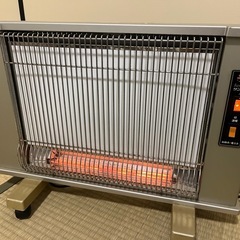 （決まりました)電気暖炉 電気ストーブ 電気ヒーター キャスター付きの画像