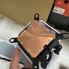 ASUS ROG RYUJIN III 360 ARGB WHT 白の画像