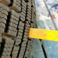 １０，０００円　スタッドレスタイヤ１４５/８０R１３の画像