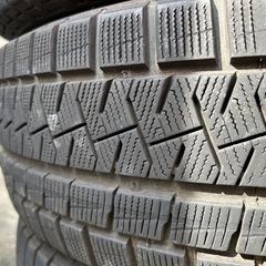 スタッドレスタイヤ　4本セット　225/65R17の画像