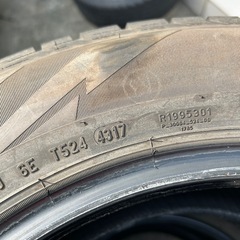 スタッドレスタイヤ　4本セット　225/65R17の画像