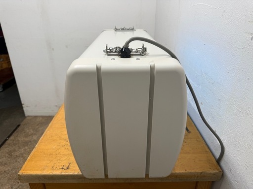 東芝　TOSHIBA　電撃殺虫器　屋内　軒下　電子スターター式　ライトグレー　低力率　２０１９年製　TEK-20212-SL17