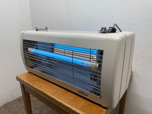 東芝　TOSHIBA　電撃殺虫器　屋内　軒下　電子スターター式　ライトグレー　低力率　２０１９年製　TEK-20212-SL17